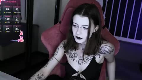 Violet online show from 10/13/25, 08:53