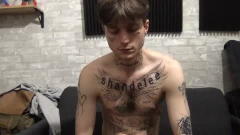 pretty boy online show from 01/06/25, 11:31