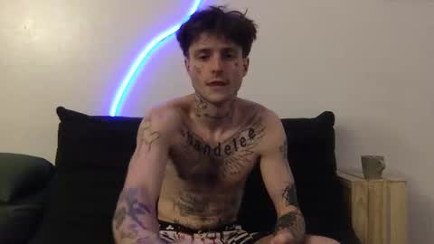 pretty boy online show from 10/25/25, 05:04