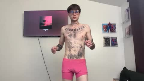 pretty boy online show from 02/17/26, 03:25