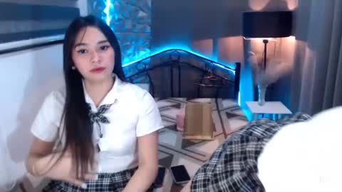 Snapshot of prettycumnotes69 chatting on 12/14/24, 01:38 ASHLEY online show from 12/14/24, 01:38