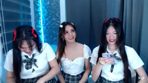 Snapshot of prettycumnotes69 chatting on 01/06/25, 12:35 ASHLEY online show from 01/06/25, 12:35