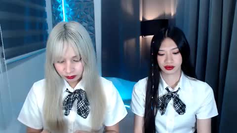 Snapshot of prettycumnotes69 chatting on 02/01/25, 09:43 ASHLEY online show from 02/01/25, 09:43