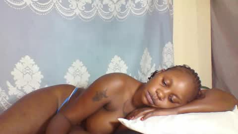 SHANIA online show from 09/16/25, 12:44