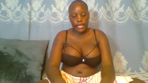 SHANIA online show from 04/23/26, 07:38