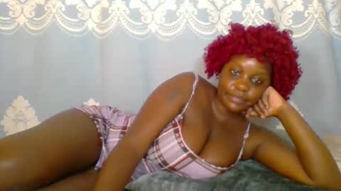 Snapshot of prettydarkskin002 chatting on 06/04/26, 06:30 SHANIA online show from 06/04/26, 06:30