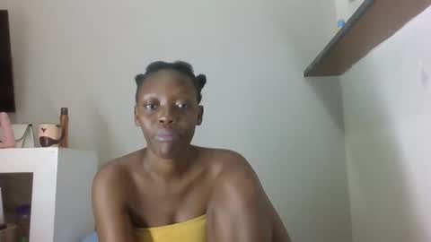 prettydollk online show from 12/15/25, 09:52