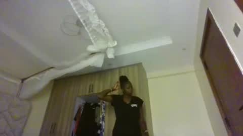 prettydulce online show from 07/19/26, 03:10