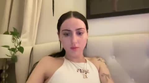 pretty girl opal  lightskin dick online show from 12/20/25, 06:31