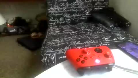 prettyma online show from 12/19/25, 08:49