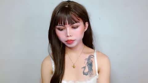 Snapshot of prettyjulian chatting on 12/23/24, 07:17 SEXY JULIA online show from 12/23/24, 07:17