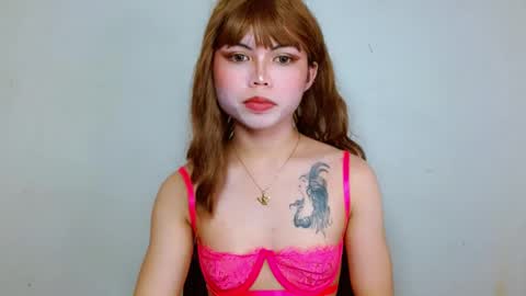 Snapshot of prettyjulian chatting on 01/07/25, 07:17 SEXY JULIA online show from 01/07/25, 07:17