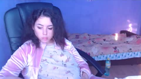 prettyjulliette online show from 01/24/25, 12:52