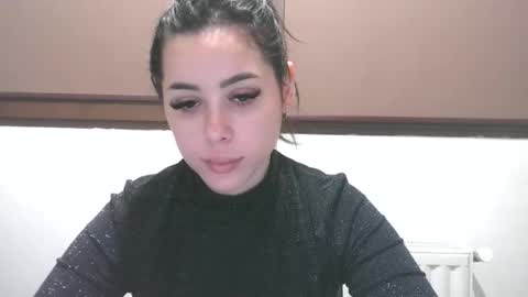 prettyjulliette online show from 01/18/26, 04:00
