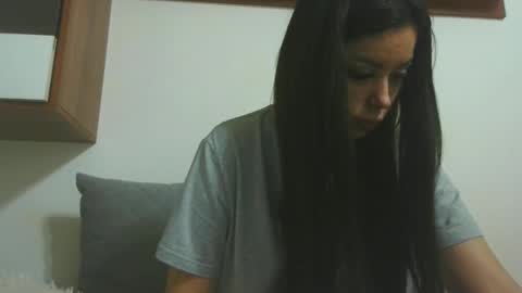 prettyjulliette online show from 04/03/26, 05:22