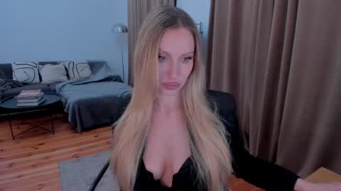 Eva online show from 04/19/26, 11:29