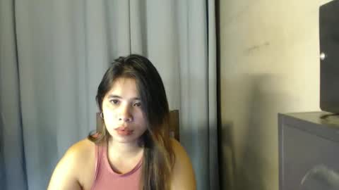 Snapshot of prettylicious_girl chatting on 10/09/25, 02:20 precious online show from 10/09/25, 02:20