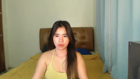 Snapshot of prettylicious_girl chatting on 04/02/26, 01:03 precious online show from 04/02/26, 01:03