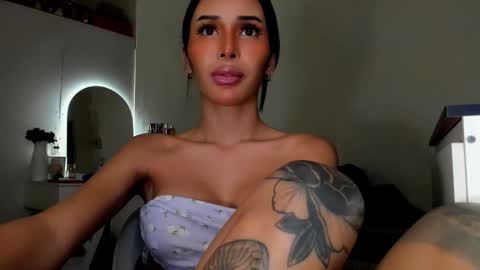 Jovill Mays online show from 11/15/25, 06:33