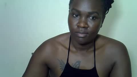 LILIAN online show from 09/22/25, 10:12