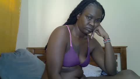 Snapshot of prettyliz30 chatting on 05/31/26, 07:26 LILIAN online show from 05/31/26, 07:26