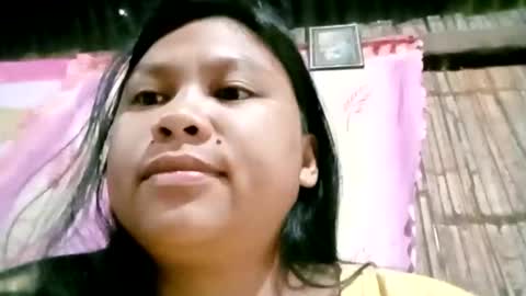 Snapshot of prettyneca5991 chatting on 04/27/26, 11:03 prettyneca5991 online show from 04/27/26, 11:03