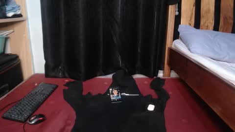 Snapshot of prettyninah chatting on 12/08/24, 08:51 lovedine online show from 12/08/24, 08:51