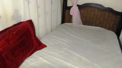 prettypavin online show from 11/11/25, 05:40