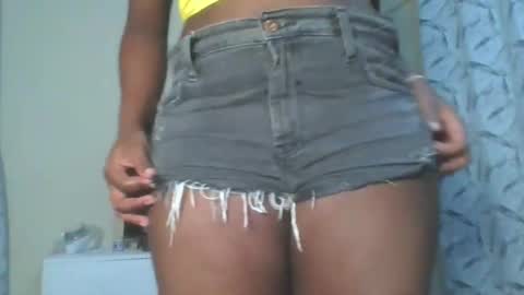 prettypussy_24 online show from 05/20/26, 12:22
