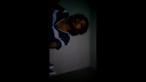 prettyred2026 online show from 05/05/26, 04:09