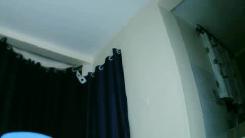 prettyreen online show from 12/18/25, 01:55