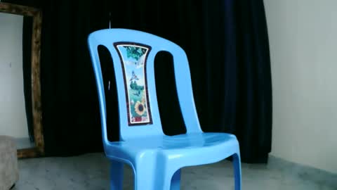 prettyreen online show from 04/13/26, 08:09