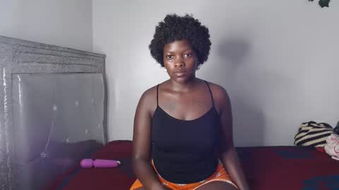 prettysmiles1 online show from 09/19/25, 09:11