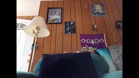 Snapshot of prettysolid7 chatting on 10/17/25, 07:16 prettysolid7 online show from 10/17/25, 07:16