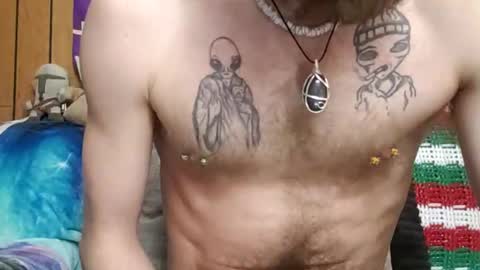 prettysolidd7 online show from 01/03/25, 11:44