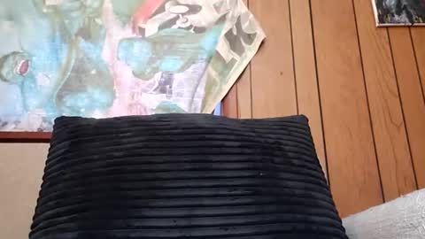 prettysolidd7 online show from 02/08/25, 10:08