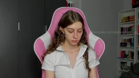 Sophie  next stream will be at Monday  i will wait you guys  online show from 09/23/25, 03:04