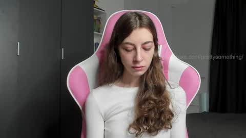 Sophie  next stream will be at Monday  i will wait you guys  online show from 04/18/26, 07:01
