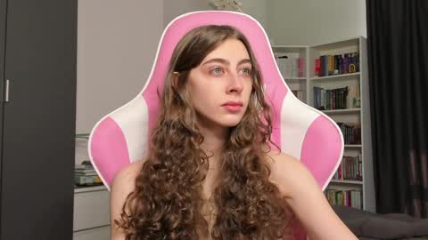 Sophie  next stream will be at Monday  i will wait you guys  online show from 06/02/26, 06:48