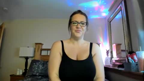 prettystarmn online show from 04/23/26, 09:39