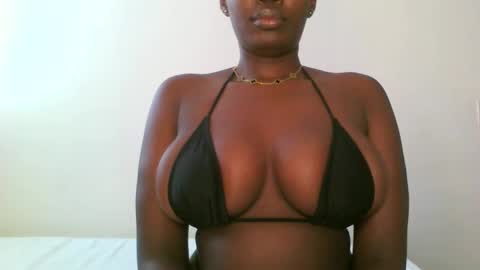 prettyvishy online show from 02/11/25, 12:48