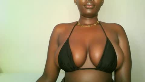 prettyvishy online show from 02/12/25, 05:47