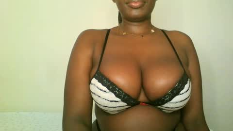 Snapshot of prettyvishy chatting on 07/07/26, 09:57 prettyvishy online show from 07/07/26, 09:57