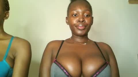 Snapshot of prettyvishy chatting on 07/17/26, 02:51 prettyvishy online show from 07/17/26, 02:51