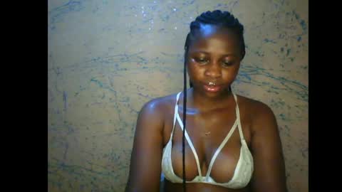 Snapshot of prettyxxpac chatting on 06/13/26, 10:29 prettyxxpac online show from 06/13/26, 10:29