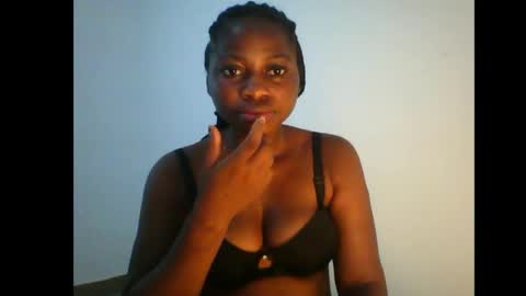 Snapshot of prettyxxpac chatting on 06/21/26, 01:24 prettyxxpac online show from 06/21/26, 01:24