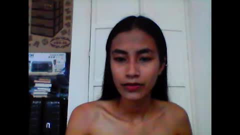 Snapshot of prettyysexyasian chatting on 03/11/25, 12:54 prettyysexyasian online show from 03/11/25, 12:54
