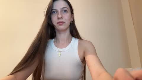 prettyyy_angel online show from 02/19/26, 05:42