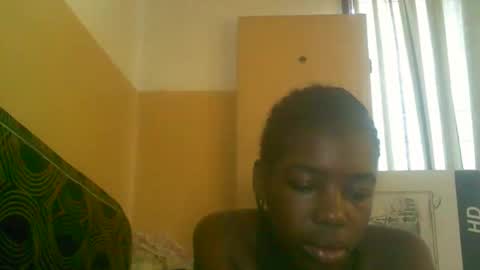 prettyzuzu online show from 10/24/25, 06:43