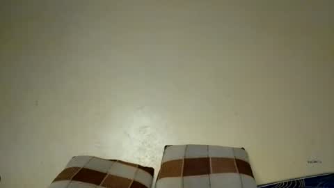 prettyzuzu online show from 12/13/25, 08:36